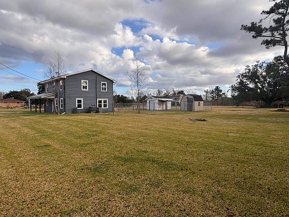 3rd image of 152 Highridge Dr
