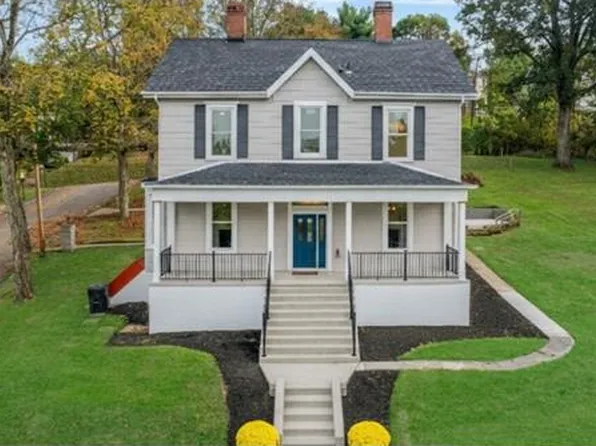 205 Spring St, Oakdale, PA 15071