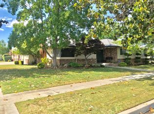 6307 N 8th St, Fresno, CA 93710