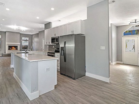 5th image of 2821 River Pines Way