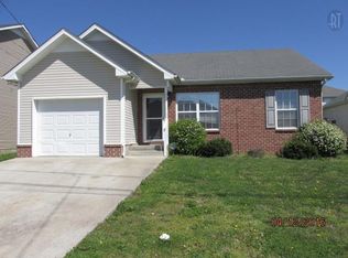 133 Berele Shepsele Ln, La Vergne, TN 37086