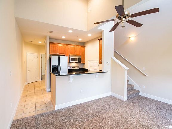 2nd image of 1500 NW 4th Ave APT 313