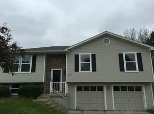 1117 NE Lindsay Ave, Lees Summit, MO 64086