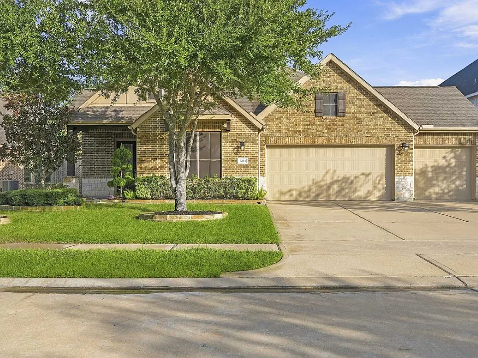 3223 Karleigh Way