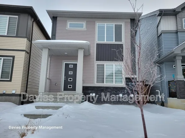 9475 Colak Ln SW, Edmonton, AB T6W 5B6