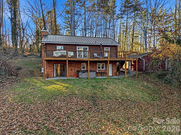 4th image of 34 Greenbriar Rd