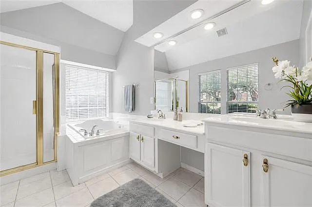 4304 Echomont Ln — Photo 6