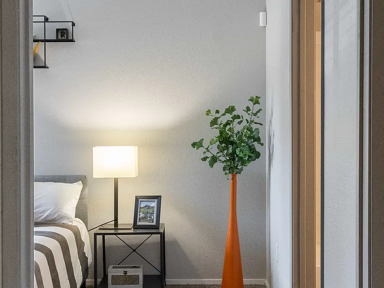 Remington Canyon Apartments — Photo 12