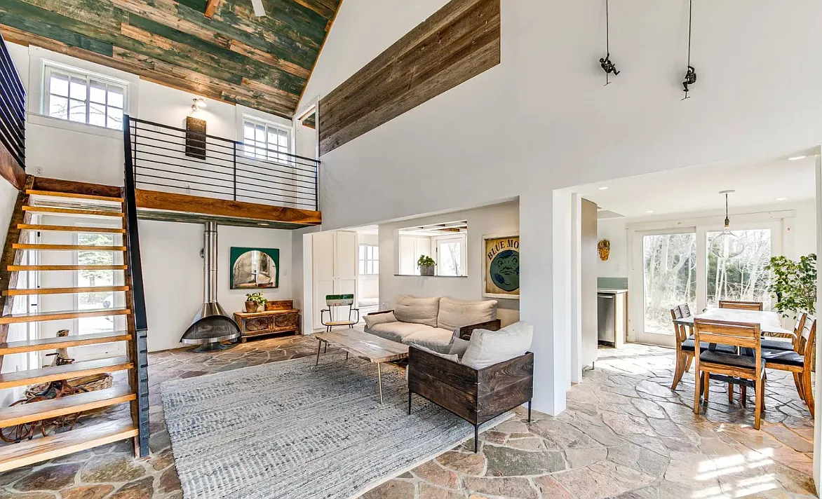 Shelter Island Serene Beauty - Chic Barn Off Season & All Year — Photo 2