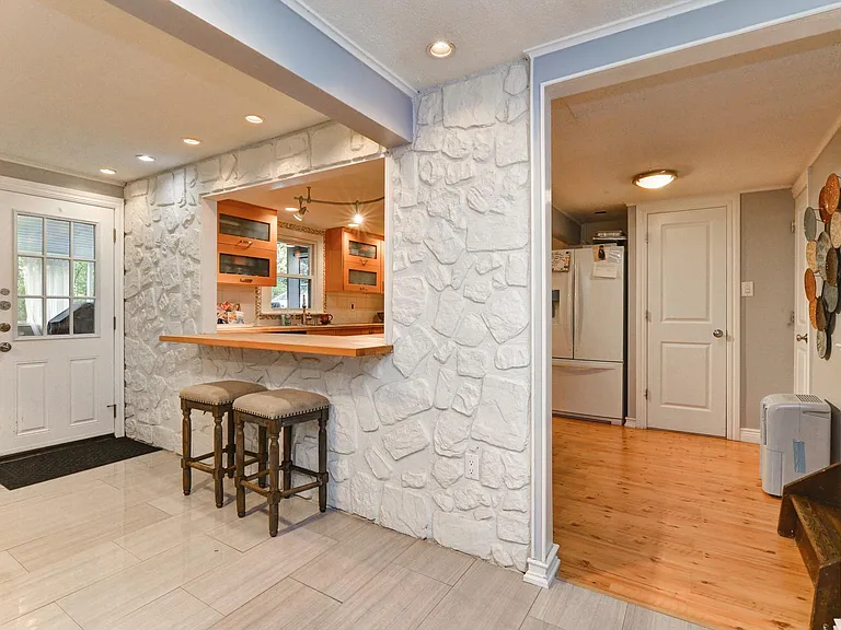 14 Seabird Ave — Photo 5