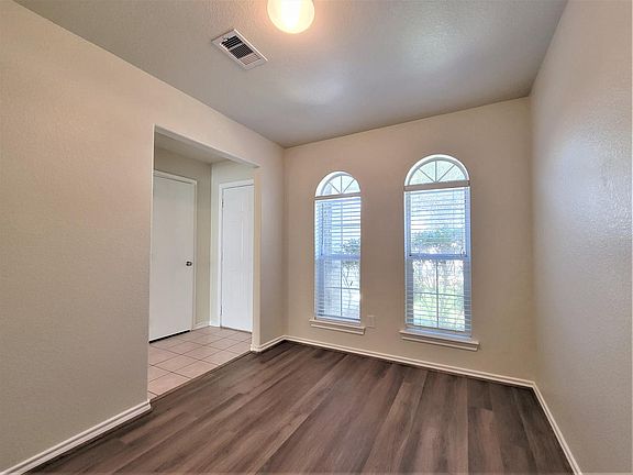 3rd image of 5718 Rose Rock Canyon Dr