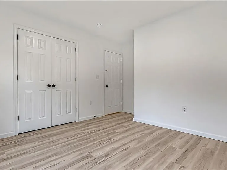 2704 Starlight Ter — Photo 47