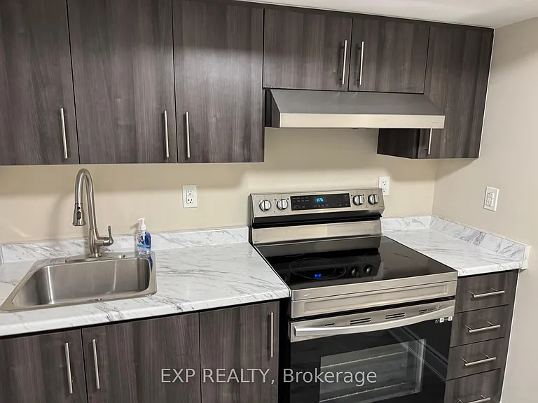 272 Duncan Ln #BASEMENT — Photo 2