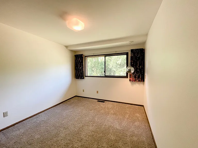 11105 SE 59th St — Photo 26
