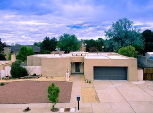 8805 Spain Rd NE, Albuquerque, NM 87111