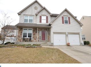 82 Stoneham Dr, Delran, NJ 08075