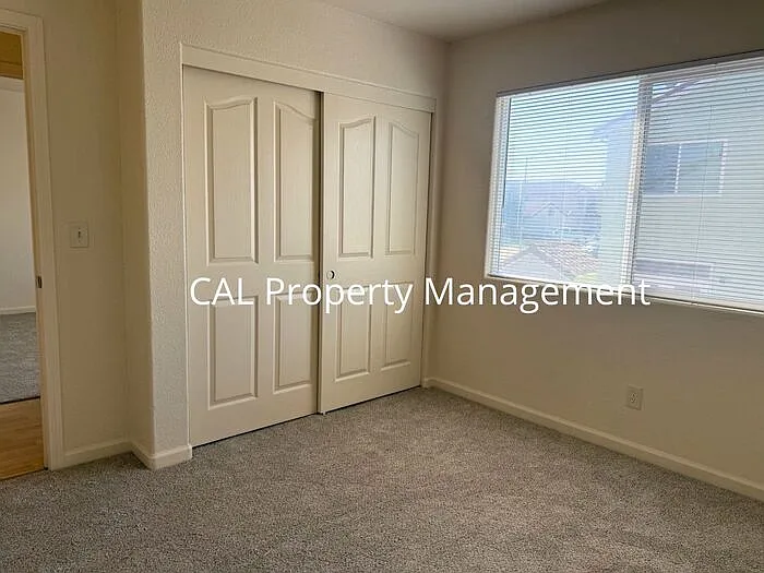 1159 Cobblestone St — Photo 9
