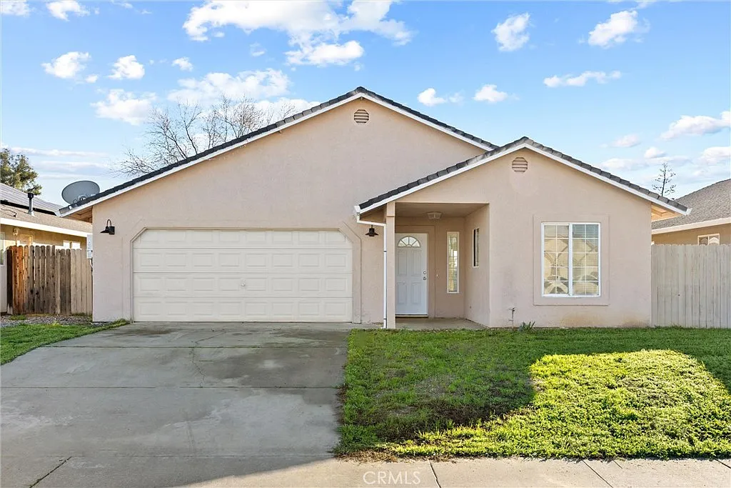 2067 Blossom Ave photo 1