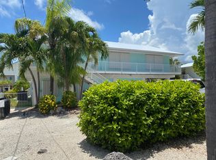 1042 Bay Dr, Summerland Key, FL 33042