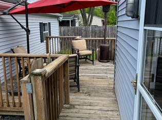 2 Trowbridge Ct, Ann Arbor, MI 48108