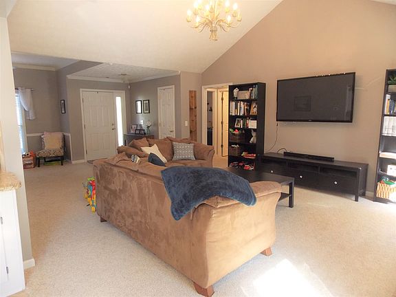 4th image of 7295 Stone Creek Ln