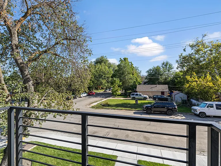 2931 W Jordan St — Photo 11