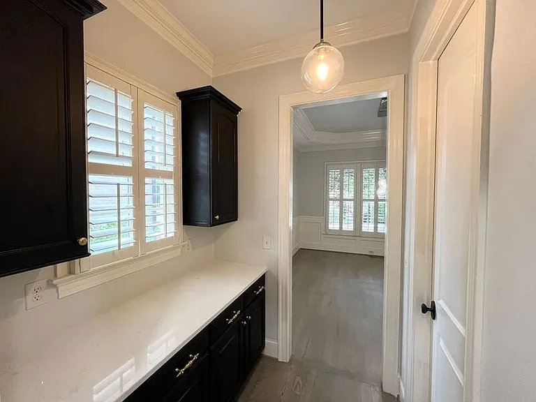 535 Guilford Cir — Photo 10