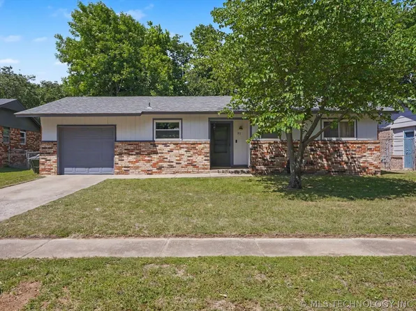 711 W 27th St, Sand Springs, OK 74063