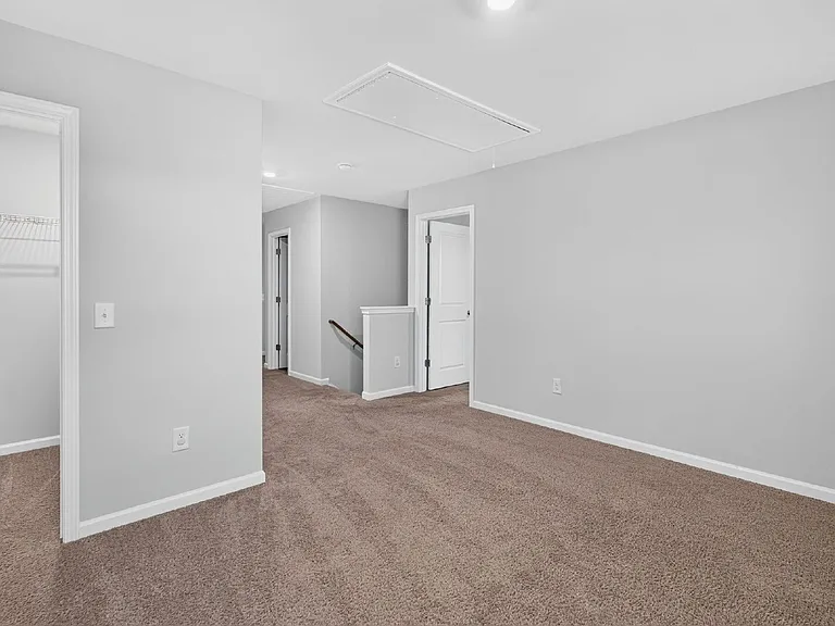 125 Saddlehorse Ln — Photo 22