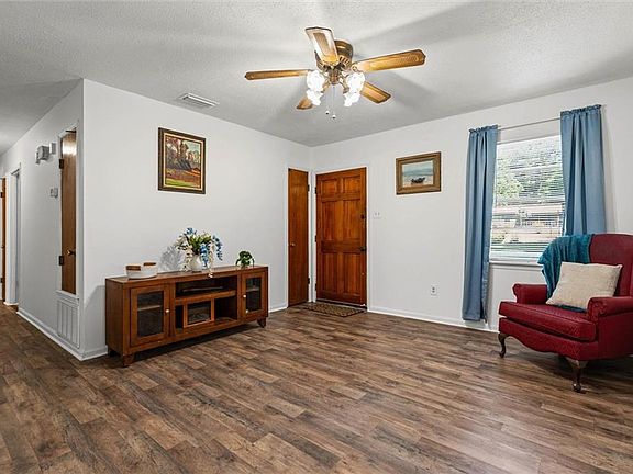 5th image of 10131 Jim Tom Cir S