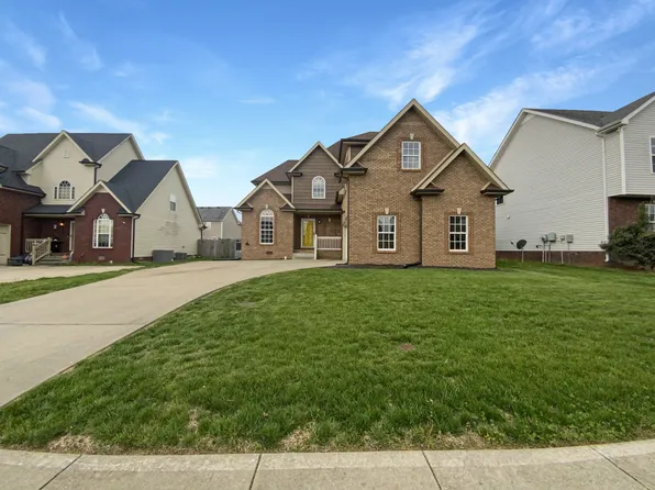 1530 Cobra Ln, Clarksville, TN 37042
