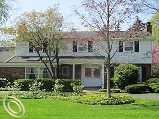 1st image of 25155 Franklin Park Dr