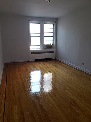 Rented by Lot & Units Realty Inc | media 5