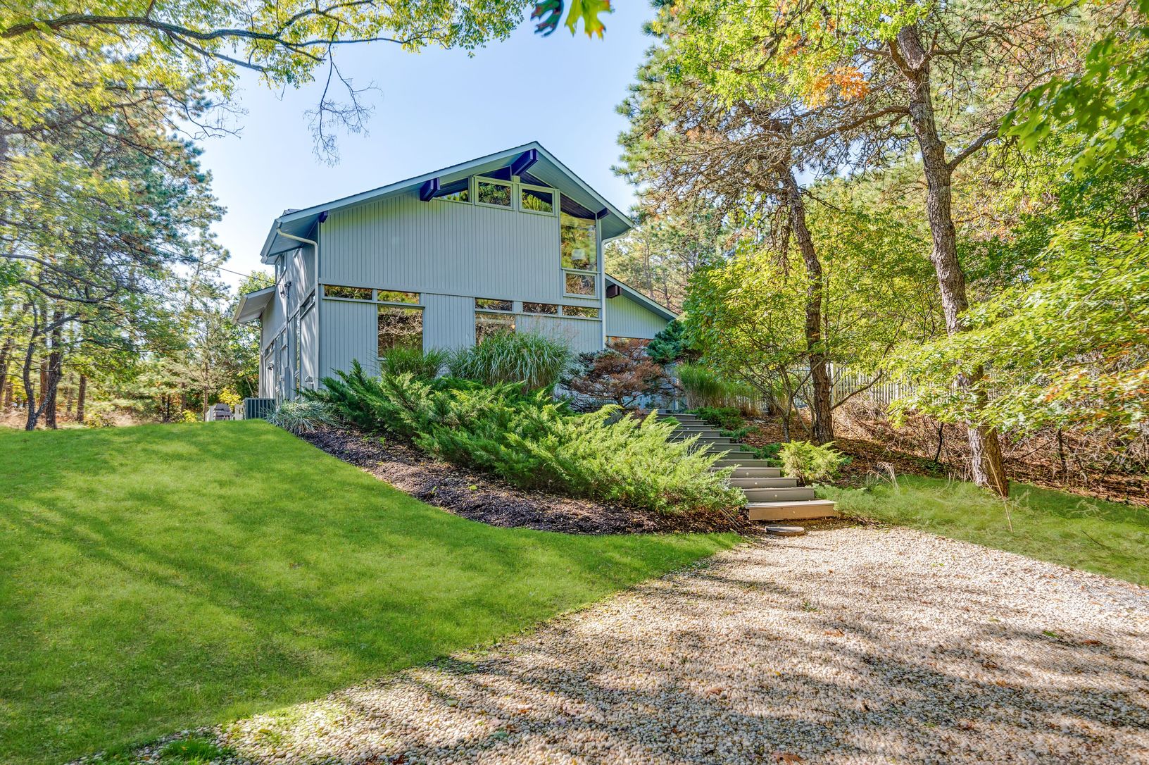  Water Mill Contemporary