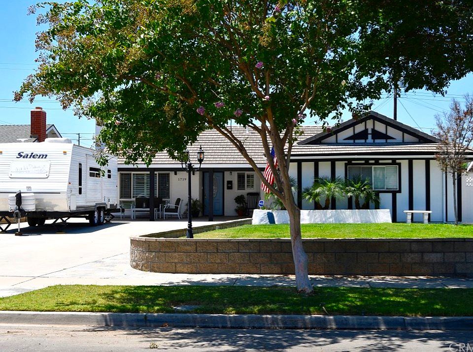 1st image of 1719 N Concerto Dr