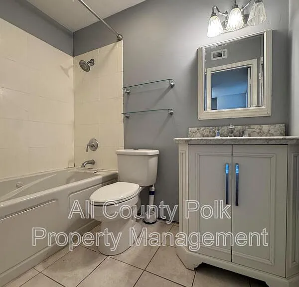 1836 N Crystal Lake Dr N #3 — Photo 13