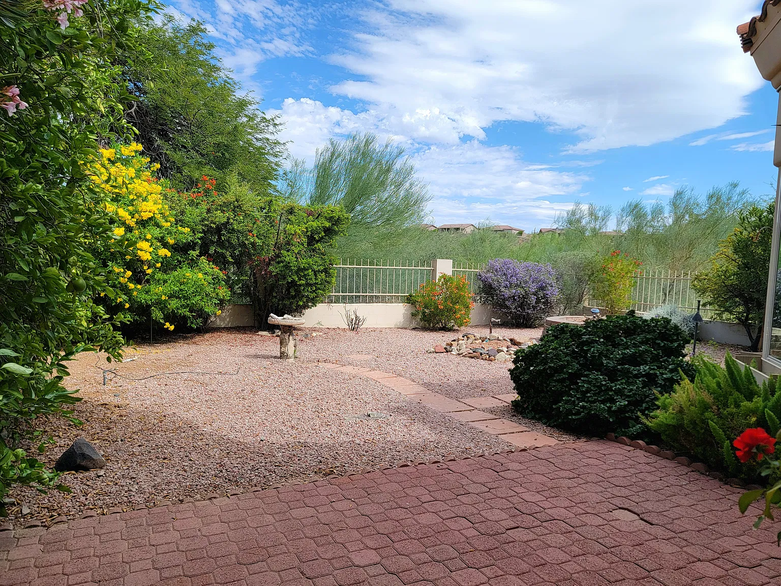16847 E Mallard Ct — Photo 2