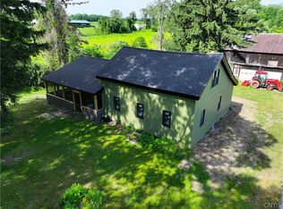 11567 North Rd, Perrysburg, NY 14129