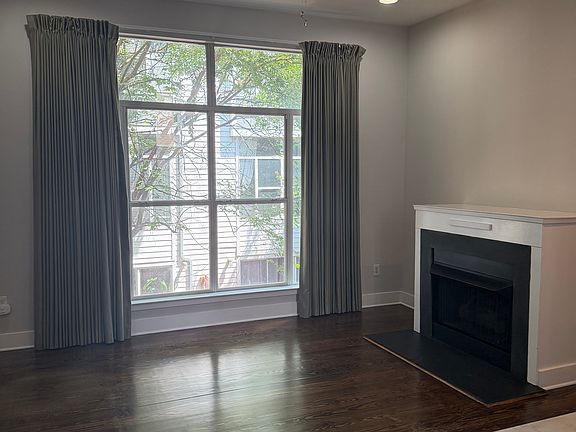 4th image of 2028 Atherton Heights Ln