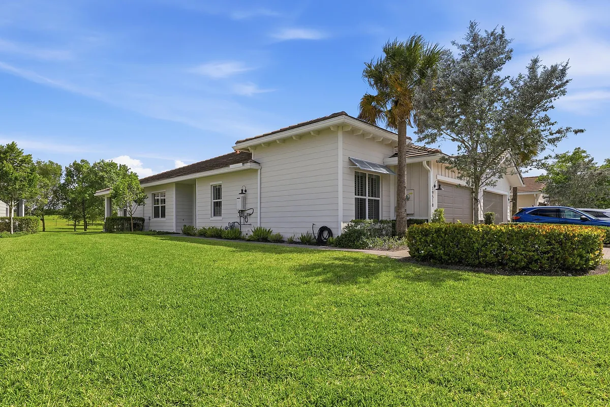 Building Photo - 19518 Weathervane Way