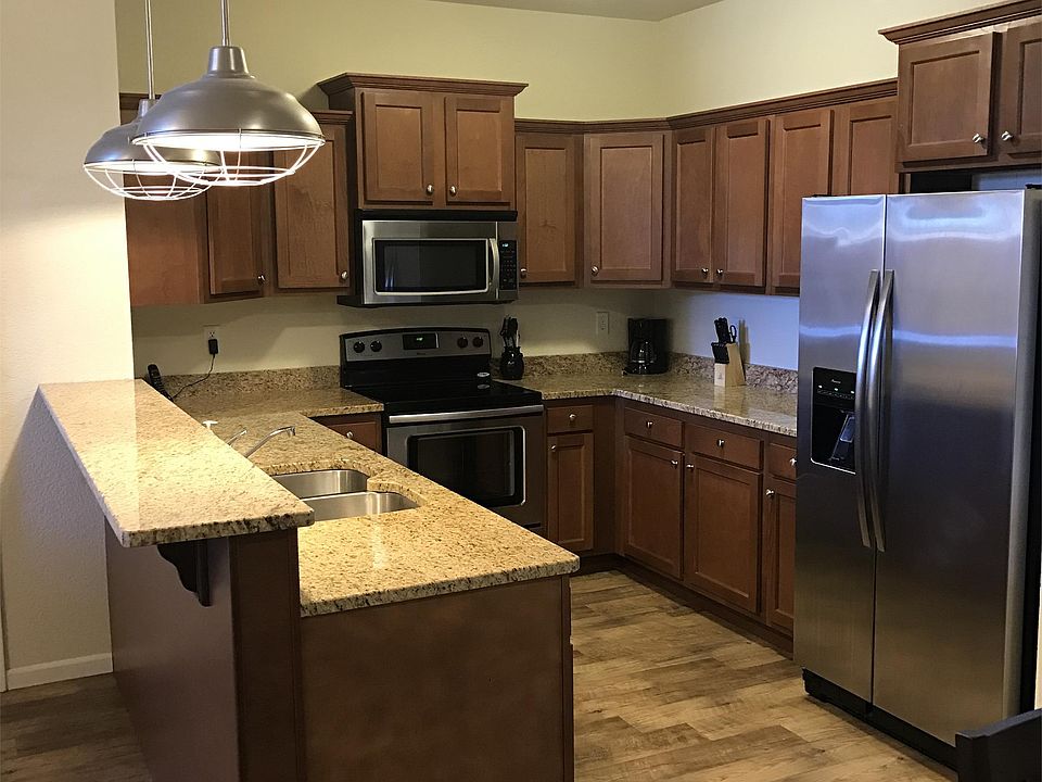 1st image of 1900 N Severance St APT 4