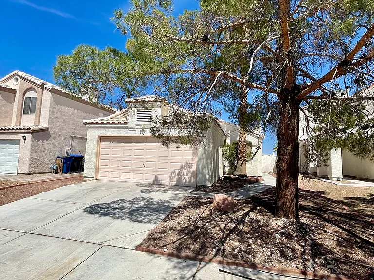 1416 Astronomy Cir — Photo 2