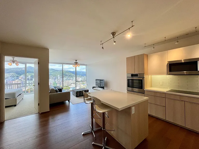 888 Kapiolani Blvd #3712 — Photo 3