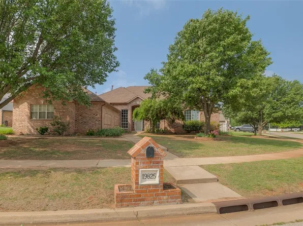 19825 Corral Pl, Edmond, OK 73012
