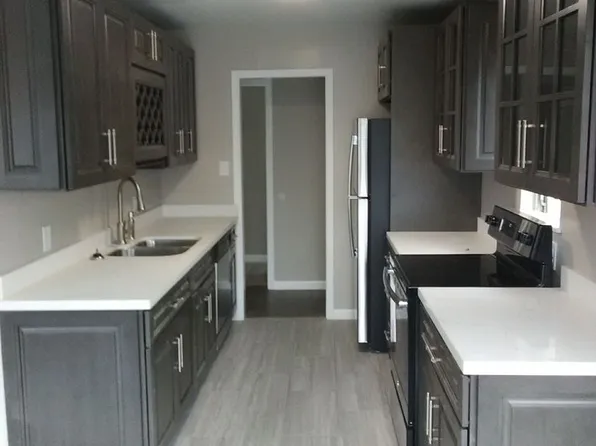 Monte Lee, 260 Lee St APT 201, Oakland, CA 94610