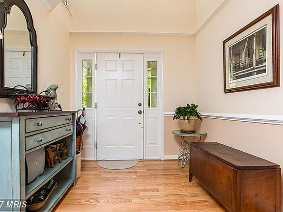 3rd image of 4057 Heatherstone Ct