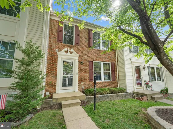 166 Shirley Sq SE, Leesburg, VA 20175