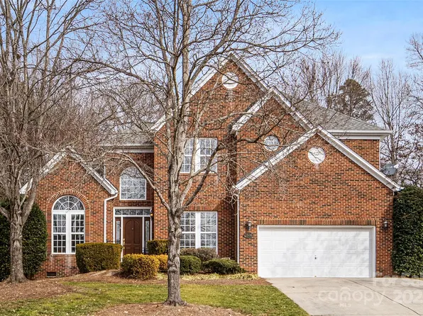 2330 Oberwood Dr, Charlotte, NC 28270