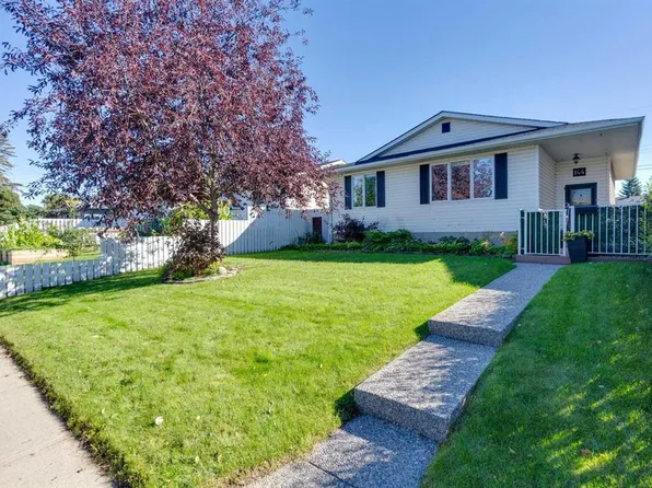 144 N Dovercliffe Way SE, Calgary, AB T2B 1W7