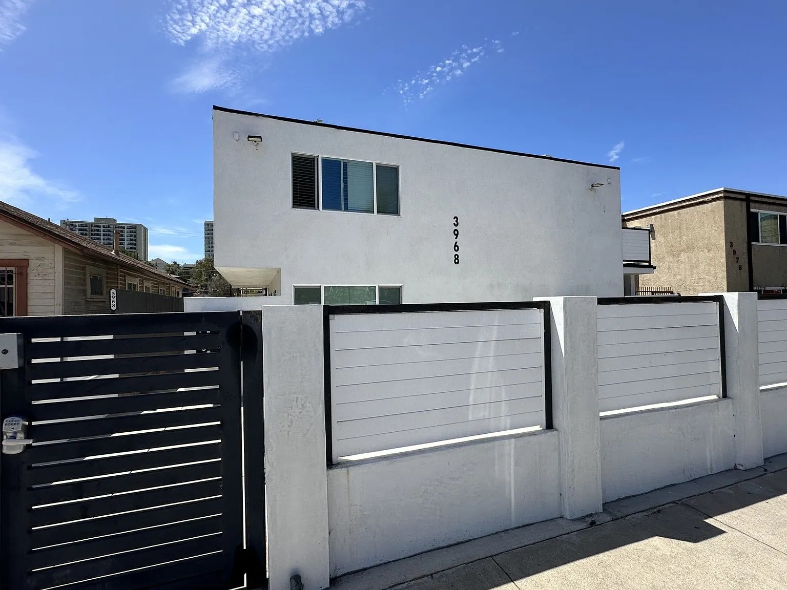Beautifully Remodeled Property in Prime North Park Location — Photo 4